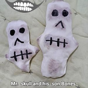 Mr Bones 10" and his son Skull 6.5"